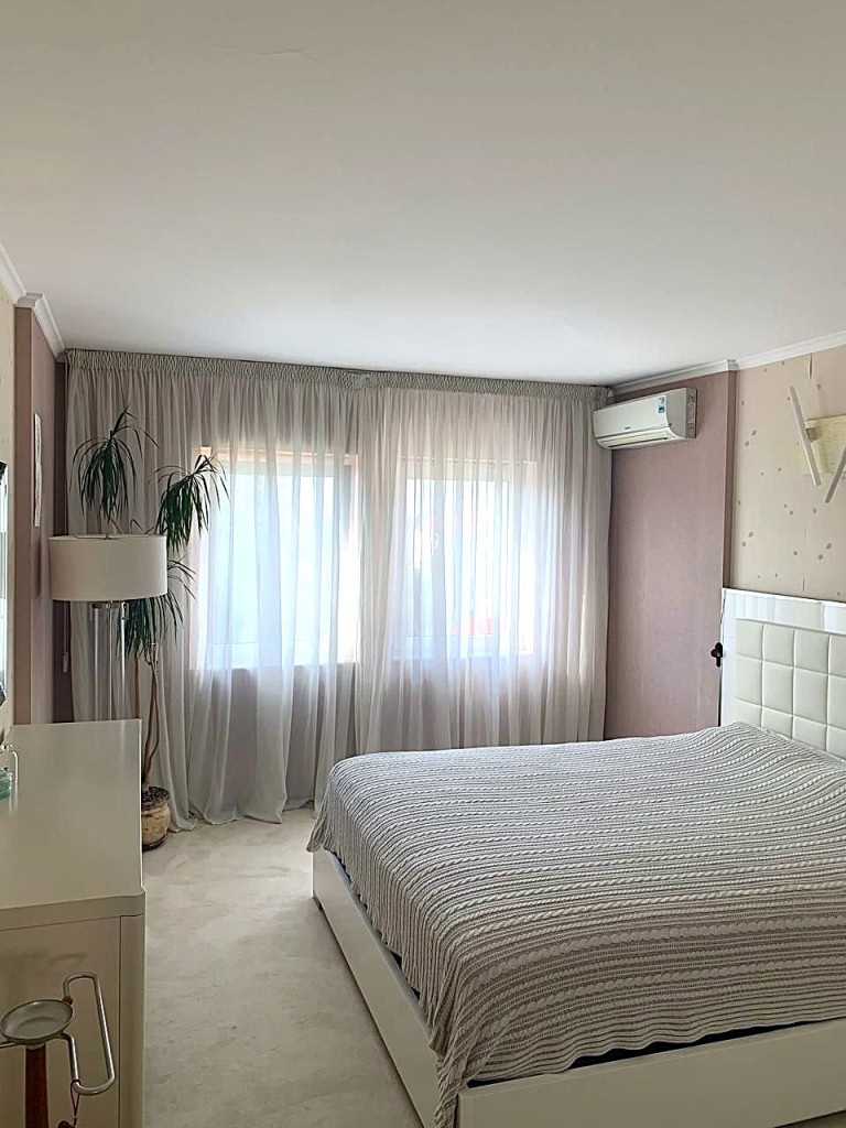 продажа многокомнатной квартиры номер A-174376 в Приморском районе, фото номер 18